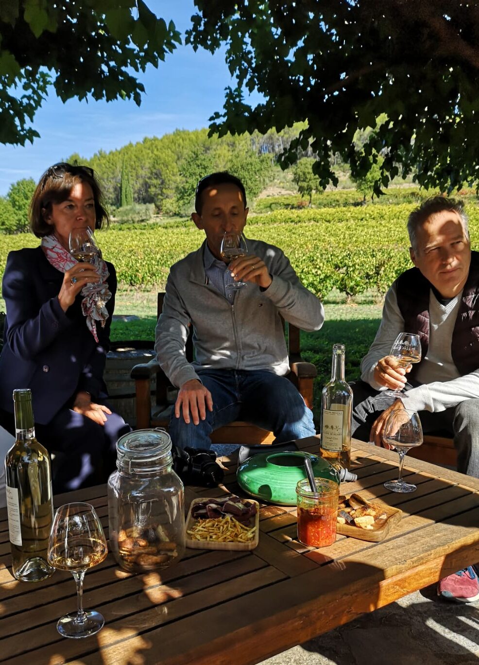 DÃ©gustation de vin avec un groupe chez un partenaire exclusif